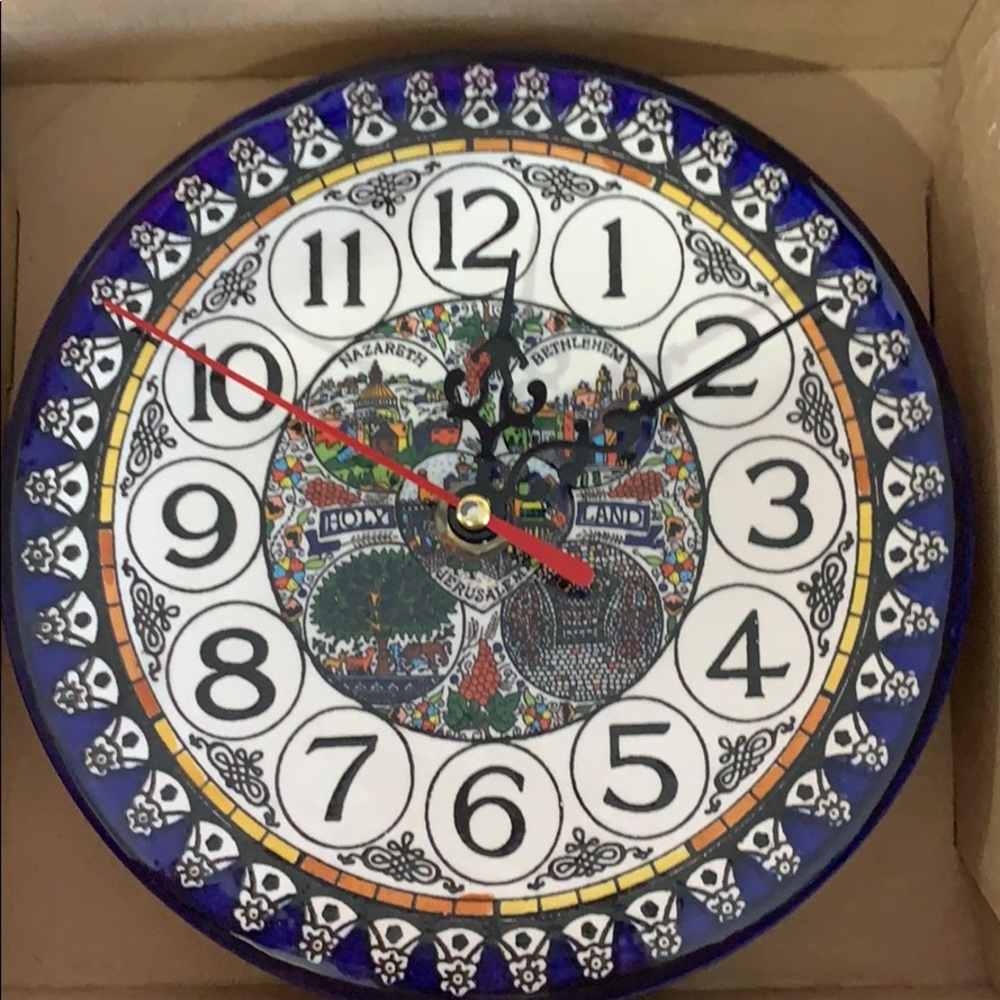 Porcelain clock